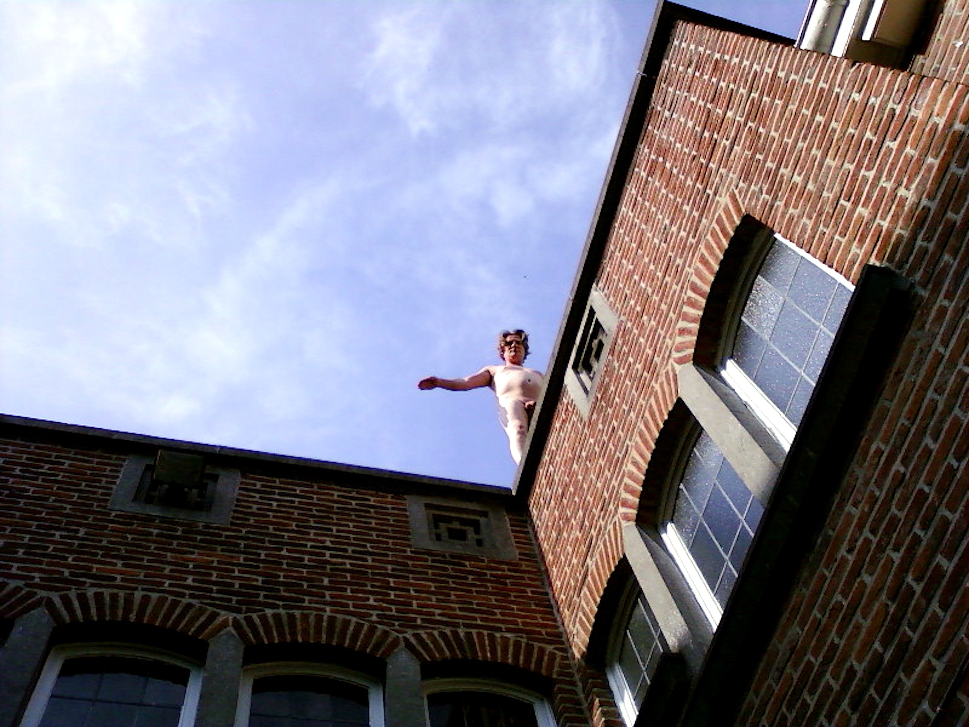 Edwin Balancerend Op Het Randje (foto Tessa) – Rob Scholte Museum