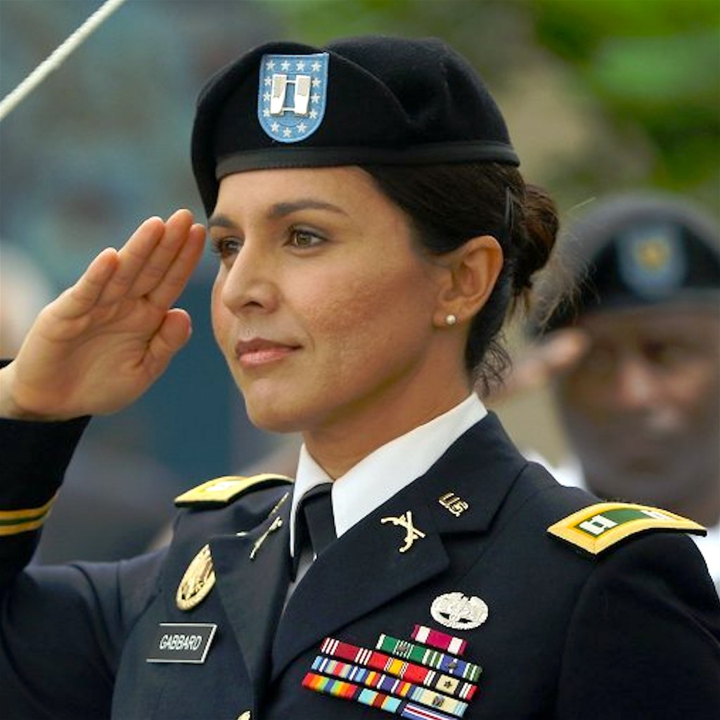 Major Tulsi Gabbard, Hawaï Army National Guard (foto efezinox.com.